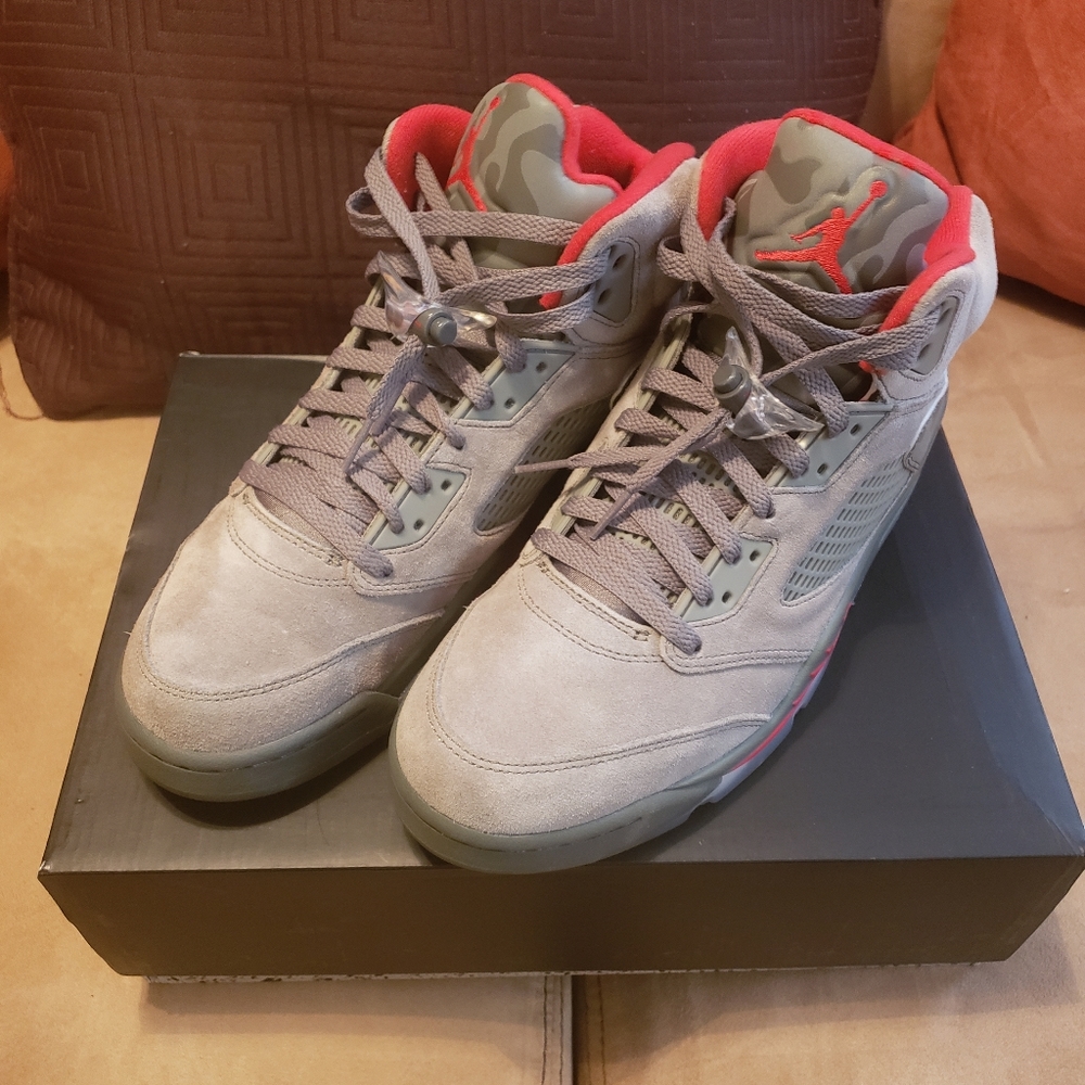 Jordan 5's